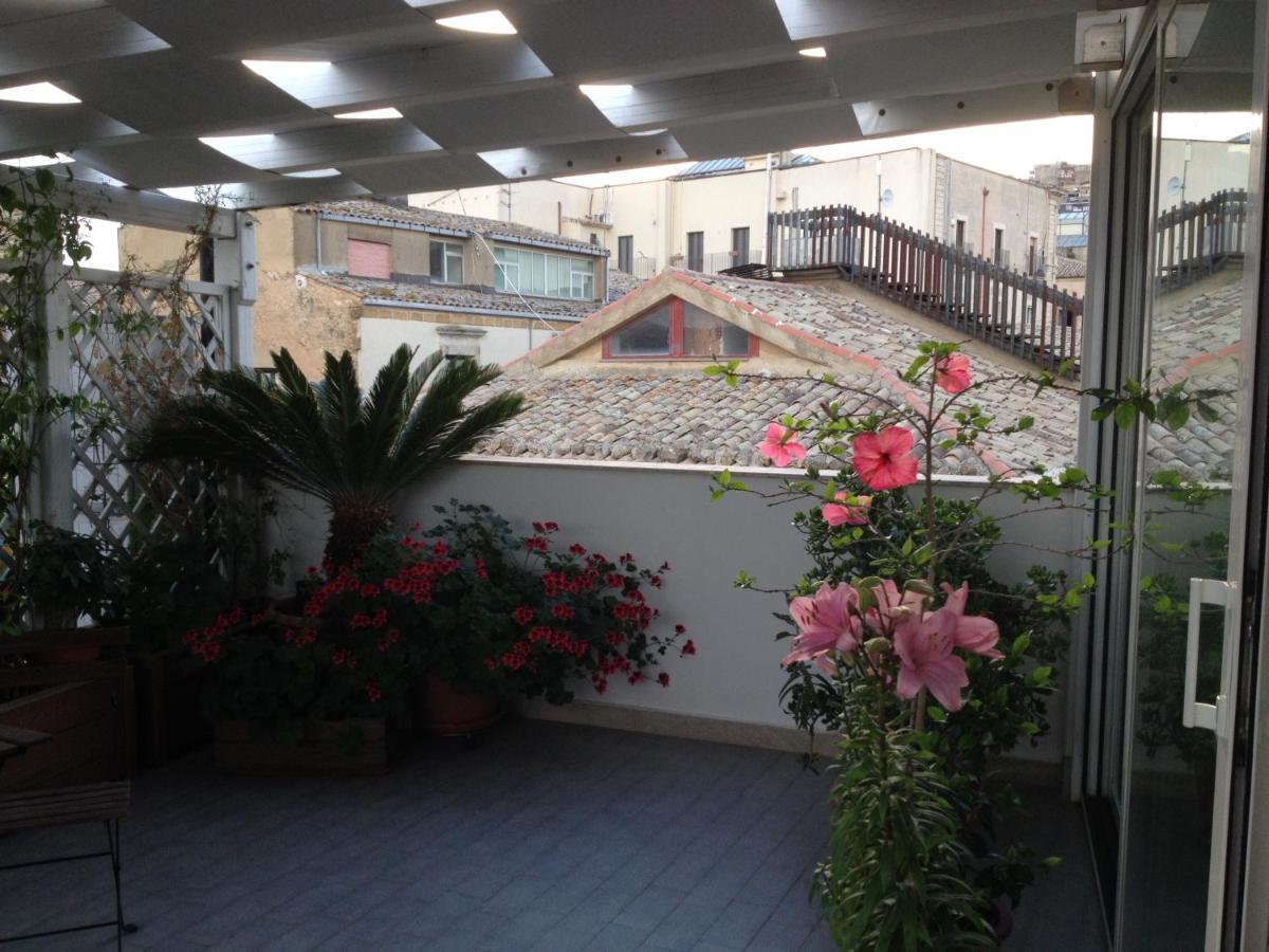 Il Piccolo Attico Bed and Breakfast Caltagirone Εξωτερικό φωτογραφία