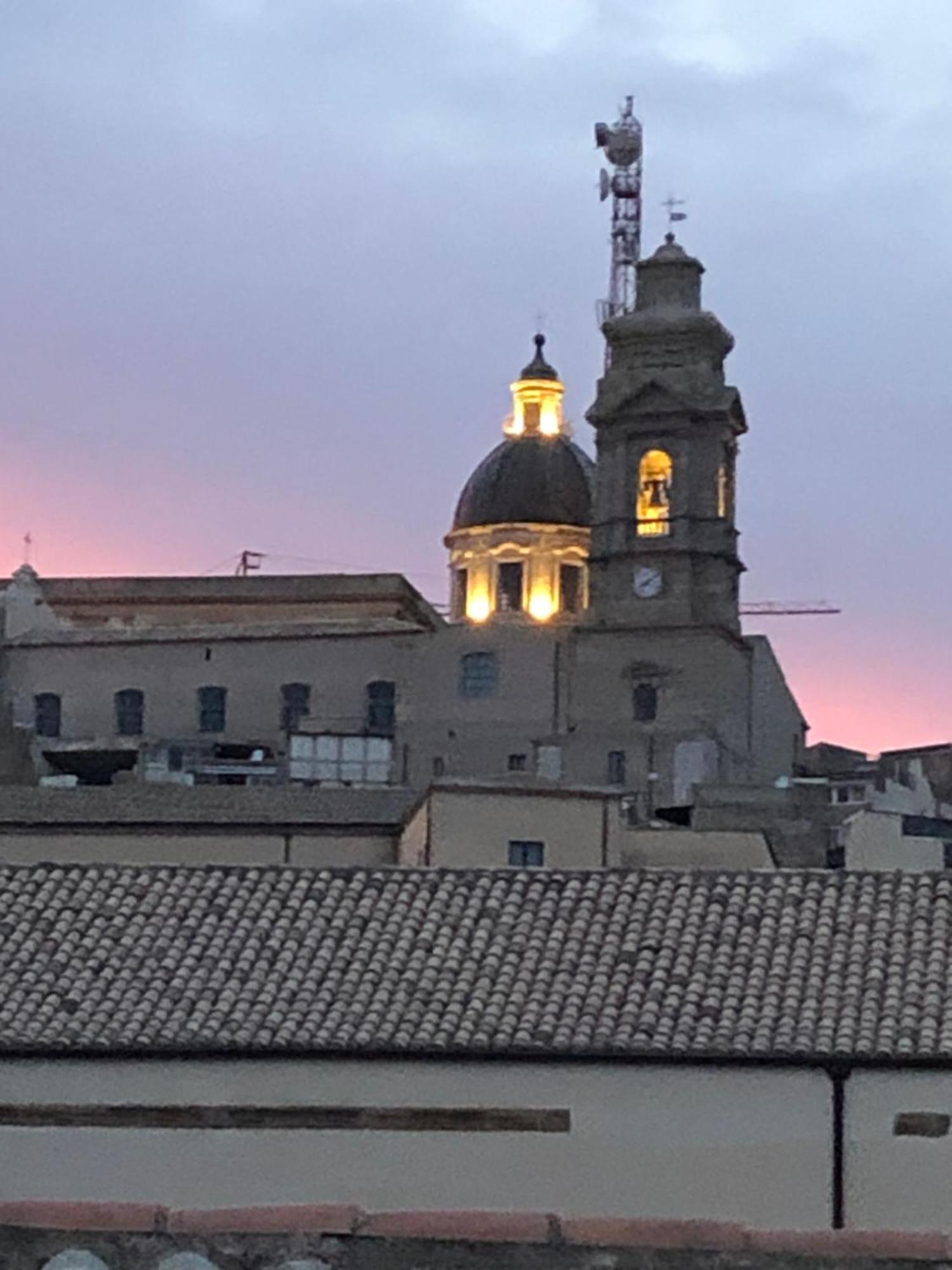 Il Piccolo Attico Bed and Breakfast Caltagirone Εξωτερικό φωτογραφία