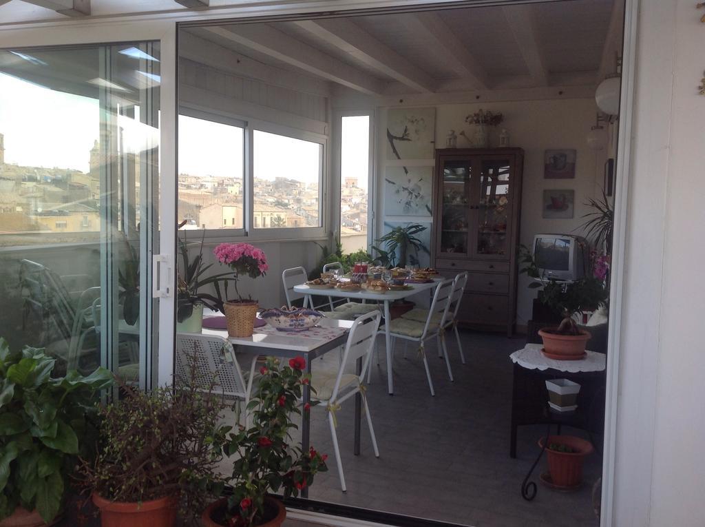 Il Piccolo Attico Bed and Breakfast Caltagirone Εξωτερικό φωτογραφία