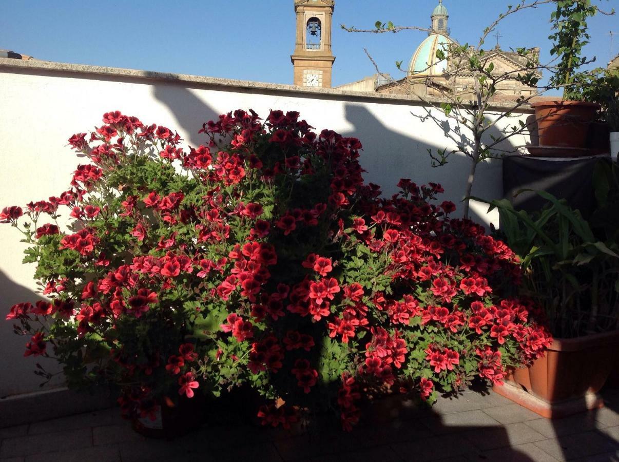 Il Piccolo Attico Bed and Breakfast Caltagirone Εξωτερικό φωτογραφία