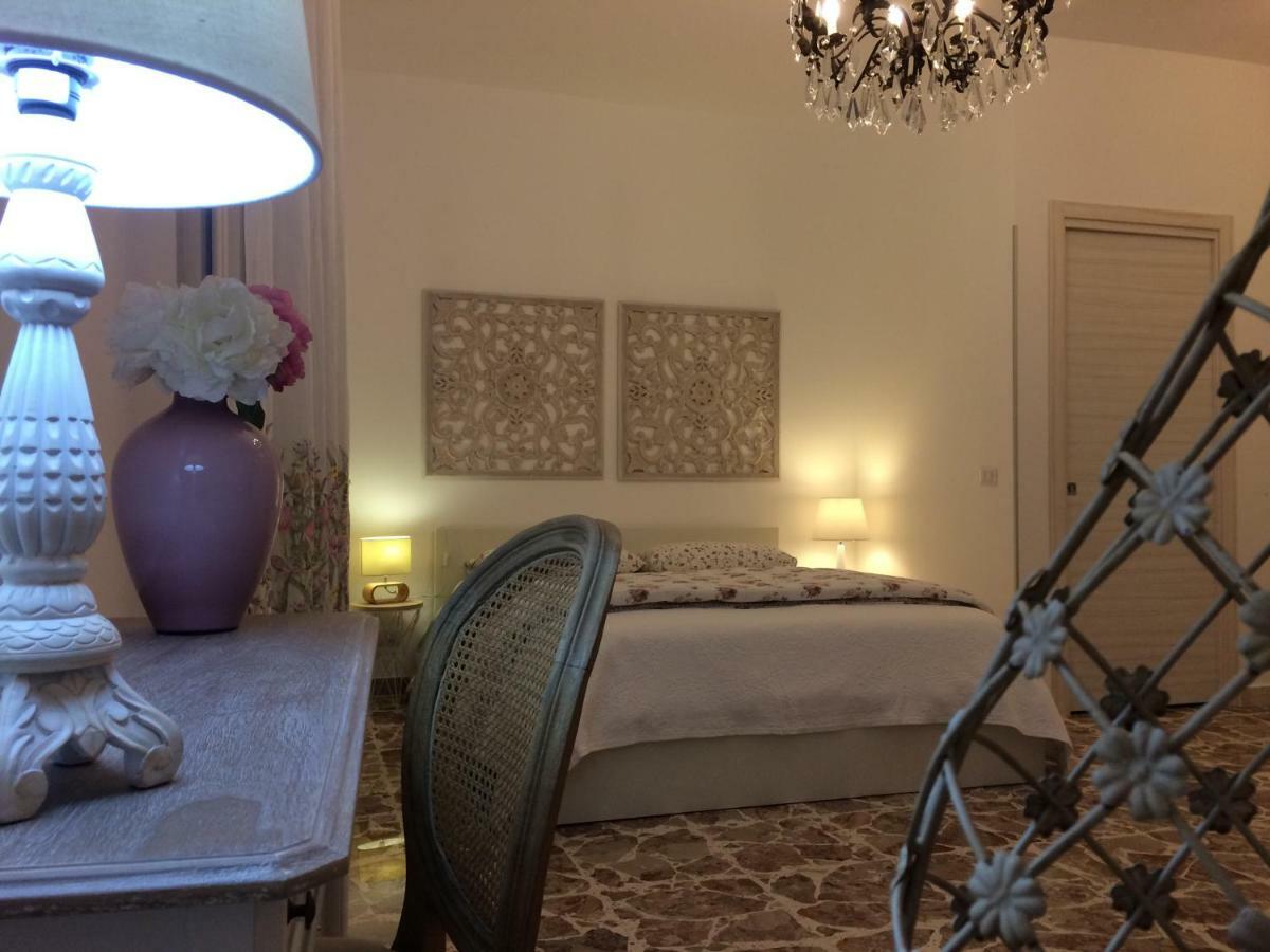 Il Piccolo Attico Bed and Breakfast Caltagirone Εξωτερικό φωτογραφία